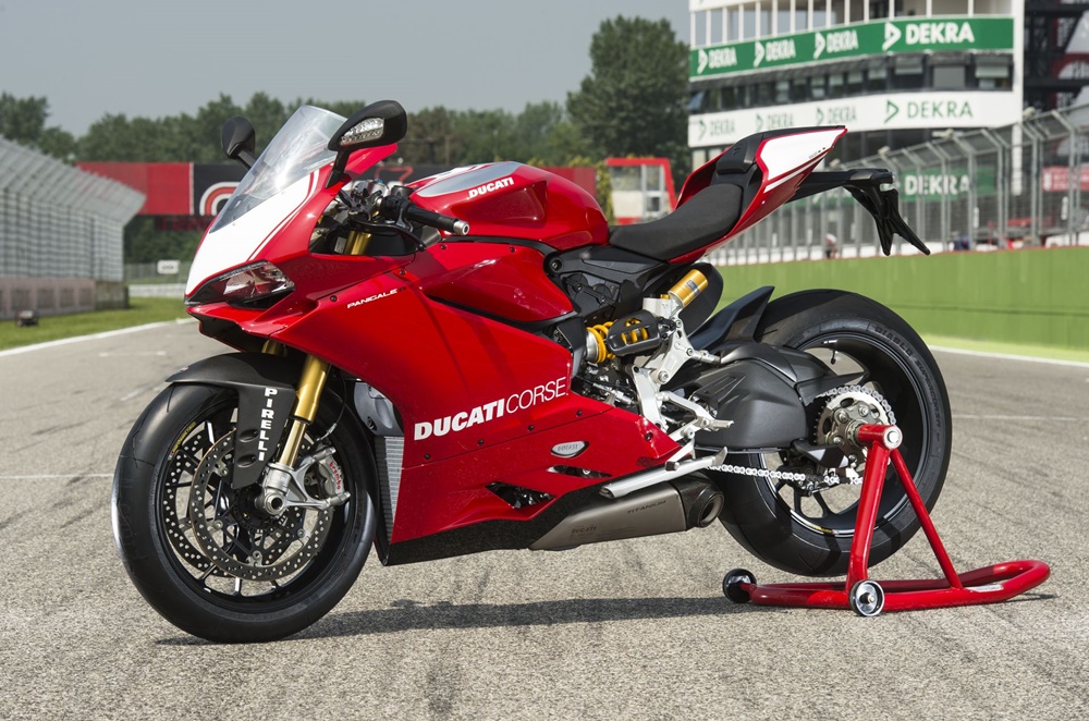 Дукати 1199 Panigale Superbike