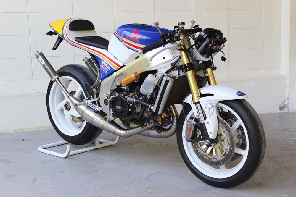 Honda nsr250r