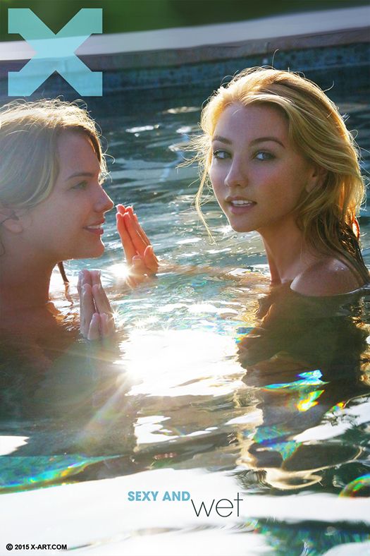 2015-10-05 Kenna & Lily Ivy - Sexy and Wet
